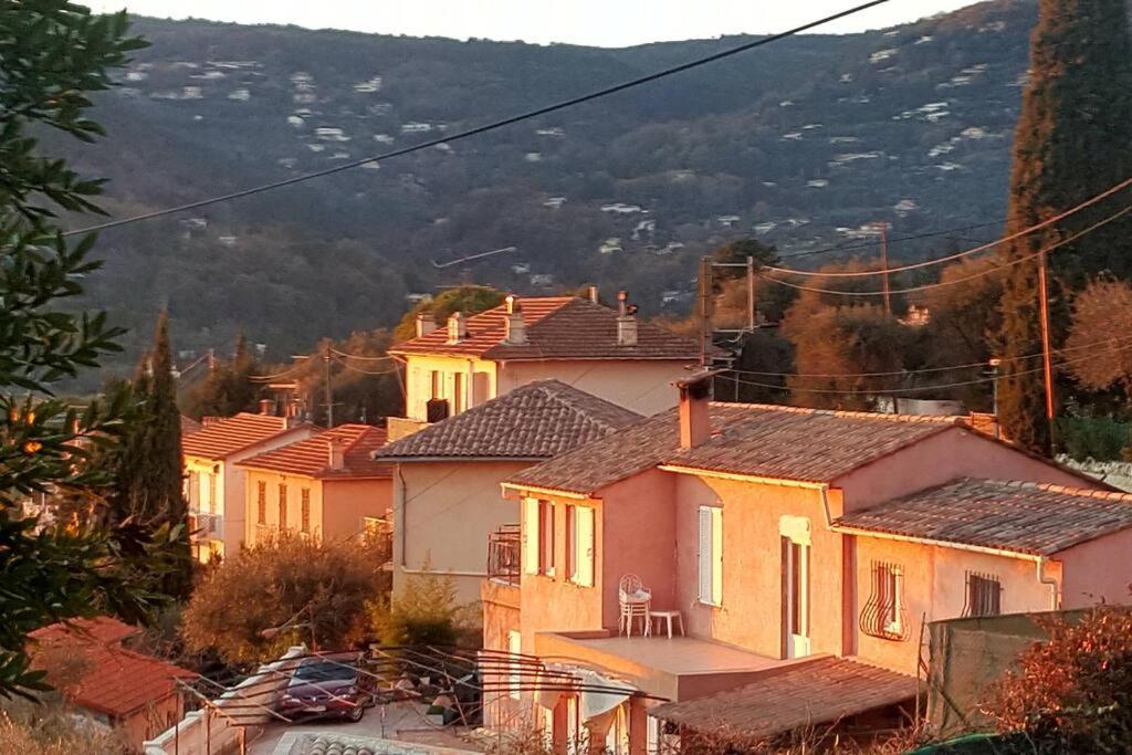 De 1 A 6 Avec Terrasse Solarium, Vue Panoramique Et Parking Gratuit Διαμέρισμα Γκρας Εξωτερικό φωτογραφία