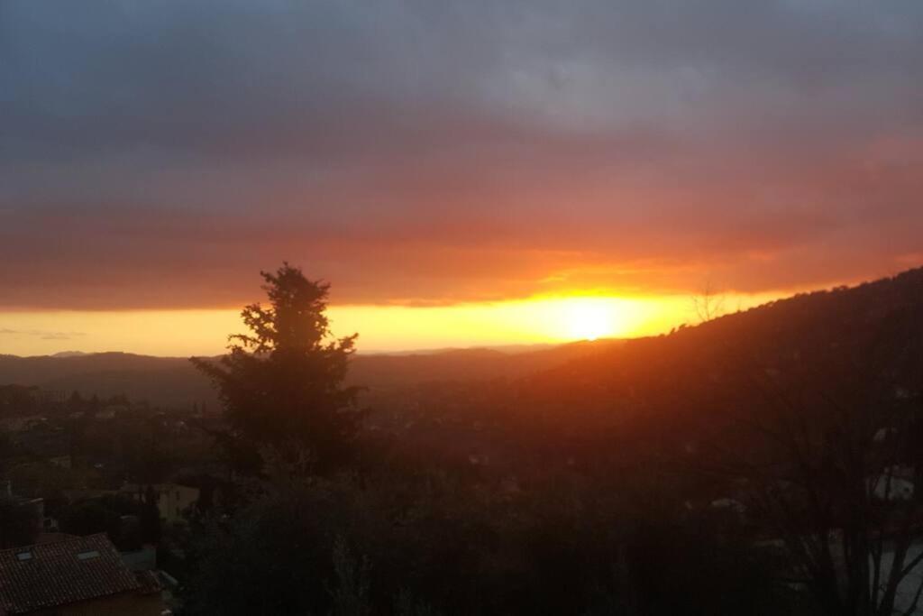 De 1 A 6 Avec Terrasse Solarium, Vue Panoramique Et Parking Gratuit Διαμέρισμα Γκρας Εξωτερικό φωτογραφία
